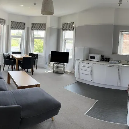 Alum Chine Beach House-2
